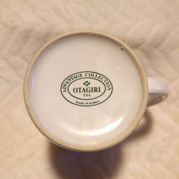 Cardinal and Dogwood mug - Picture 4 of 5